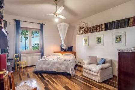Gocce Villas - Sunshine Villa Маса Лубрензе Екстериор снимка